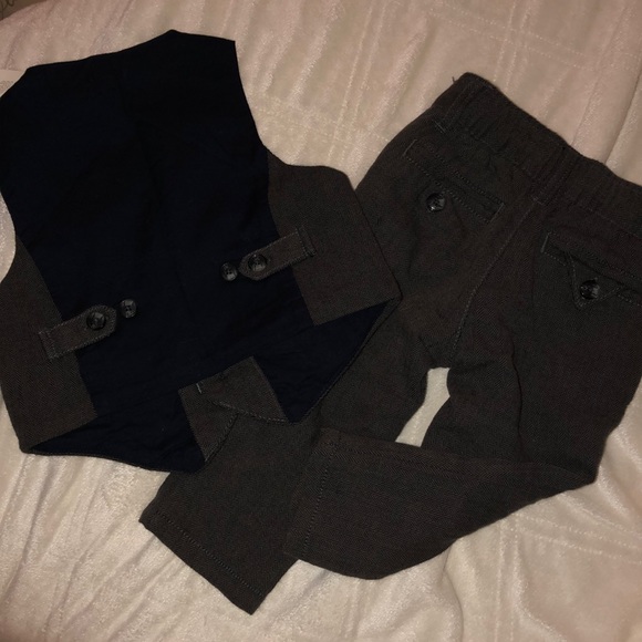 Gymboree Baby Boy Vest & Pant Set 6-12mth - Picture 2 of 8